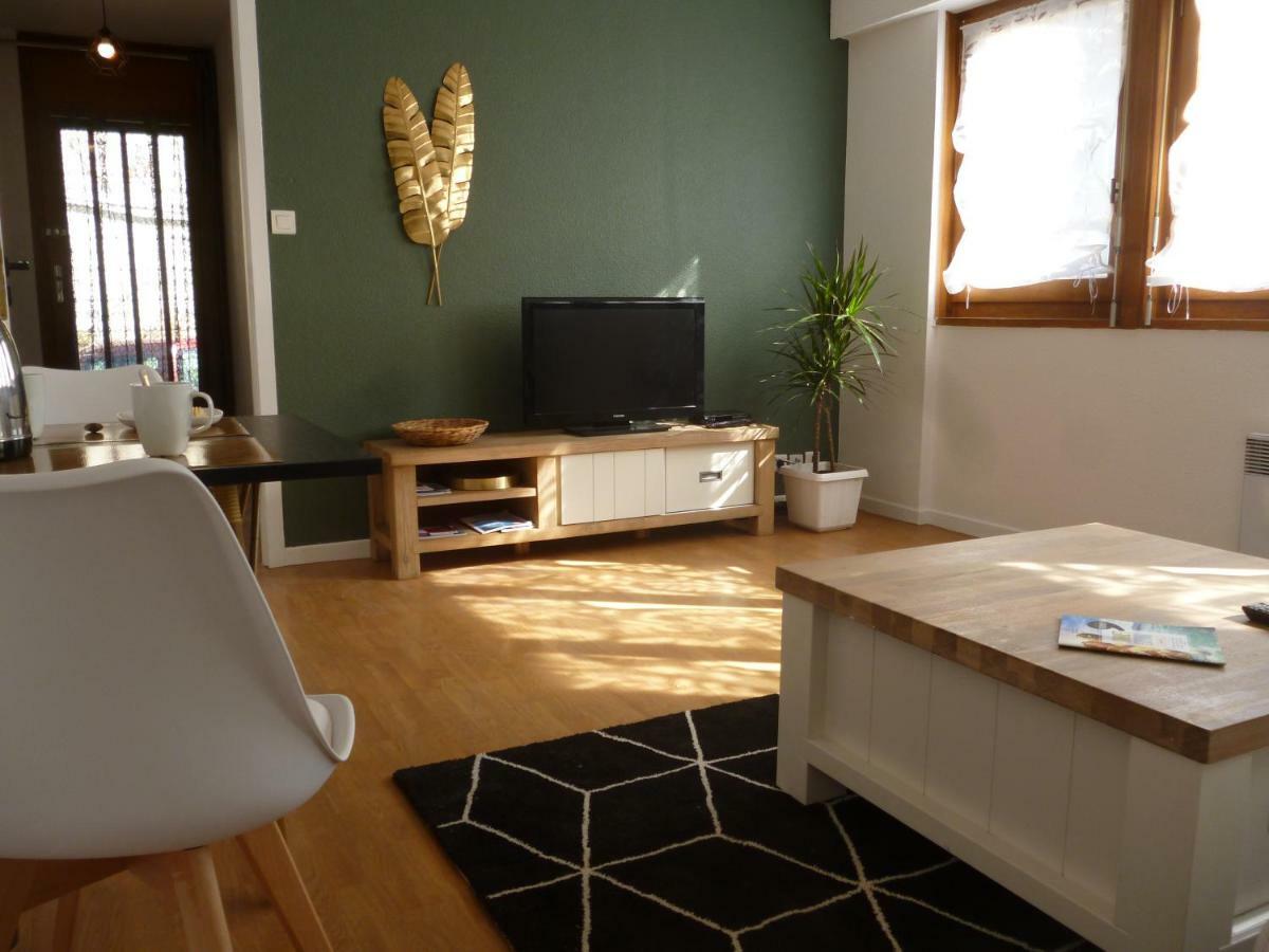 4 Clarence App Avec Parking Hyper Centre Thonon Apartment ภายนอก รูปภาพ